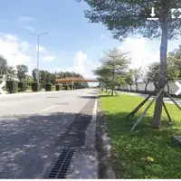 - Chính Chủ, Đất Phú Mỹ an FPT, đối diện dãy khu phức hợp căn hộ cao cấp, đường thông ra sông, đi