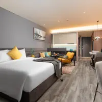 Bán căn hộ full nội thất trung tâm tp Đà Nẵng, view pháo hoa, vào ở ngay, cho thuê 40tr.tháng