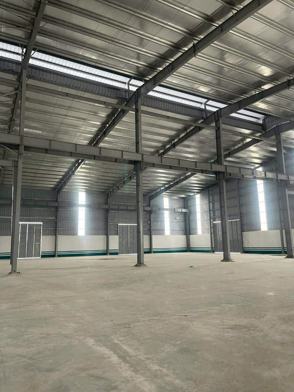 KHO, XƯỞNG 5000m tại ĐT379 Huyện YÊN MỸ. HƯNG YÊN