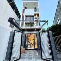 Bán nhà 3 tầng mới 100% kiệt oto Tô Hiệu