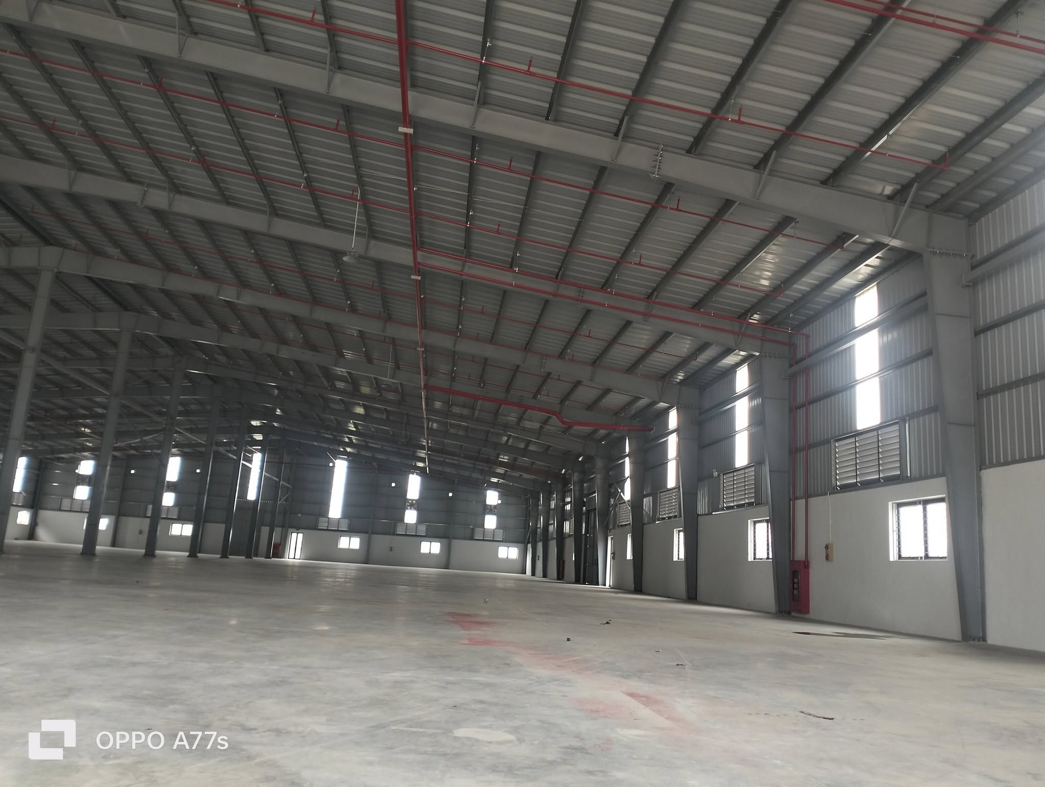 CHO THUÊ KHO, XƯỞNG MỚI XD TẠI ĐT379 TÂN TIẾN. VĂN GIANG. HƯNG YÊN
