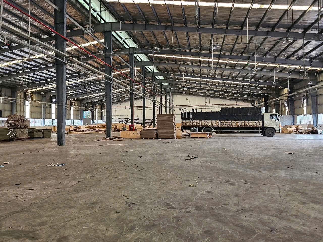 CHO THUÊ 4000M2 KHO, XƯỞNG TẠI XÃ ĐÔNG ANH. HÀ NỘI