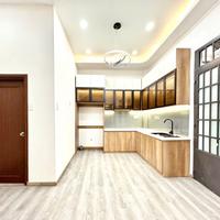 12 Tỷ: ngang 12m- Quận 10 ngay chợ An Đông, Medic Hòa Hảo- nhà 4 Tầng Xe hơi trong nhà. 0933910039