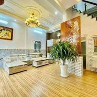 Nhà 10,5 triệu 3 phòng ngủ full nội thất gần Đại học Y Dược Cần Thơ
