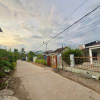 Bán lô đất đẹp Diên Sơn ngang 10m 
Diện tích : 220m2 Giá : 1ty9 lh e