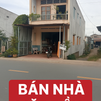 Bán nhà mặt phố.Gia tốt ở phường Tân Châu tỉnh An Giang.Duong lớn thuận lợi cho việc kinh doanh