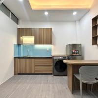 Căn hộ cao cấp Nguyễn Kiệm, có ban công, tách bếp.