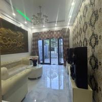 BÁN GẤP NHÀ 3 TẦNG VŨ TRỌNG PHỤNG - 7,X TỶ ĐỒNG - LH: 0917361553*
