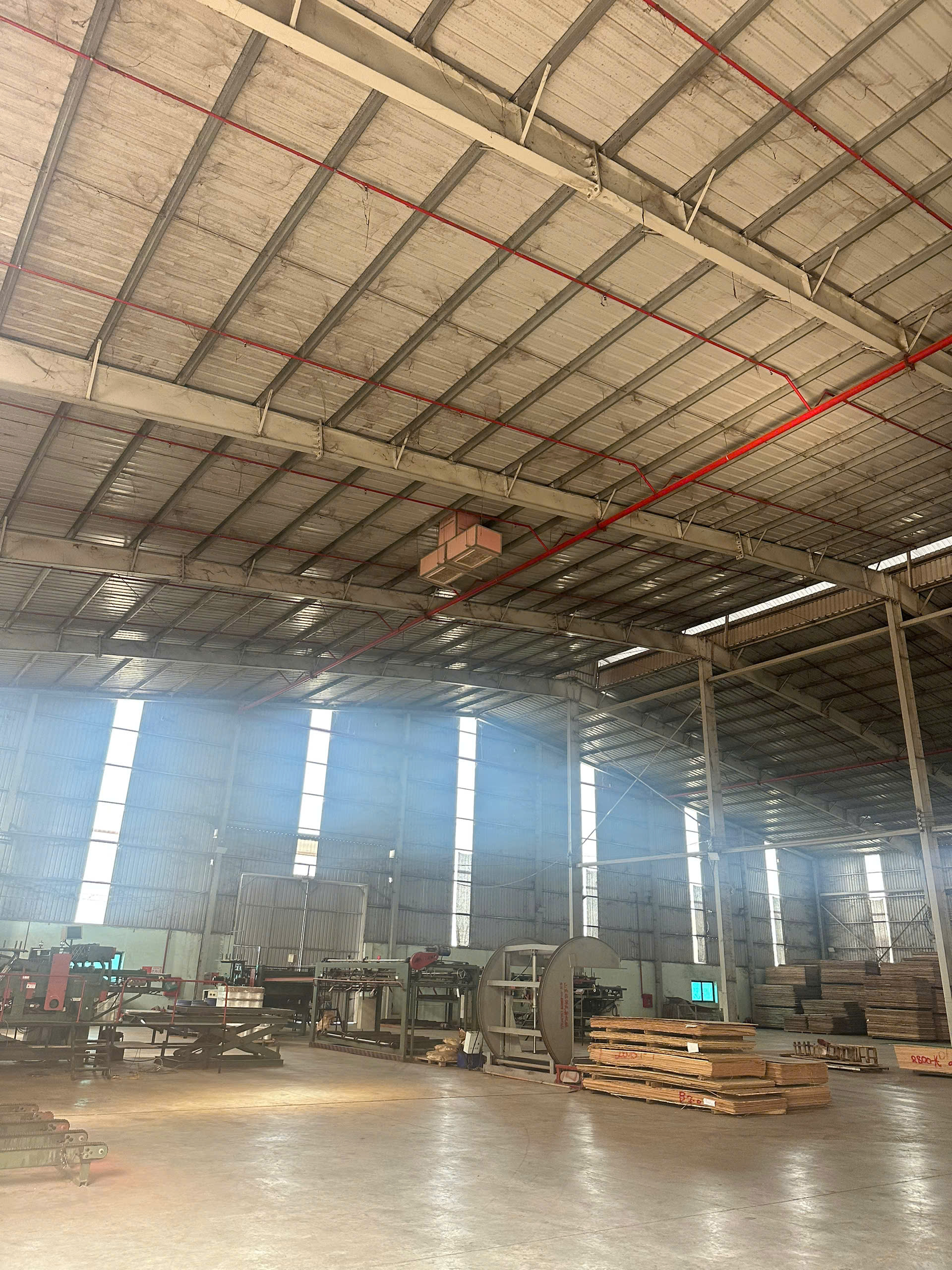 CHO THUÊ 2.500m2 KHO, XƯỞNG Tại VĂN LÂM. TỈNH HƯNG YÊN