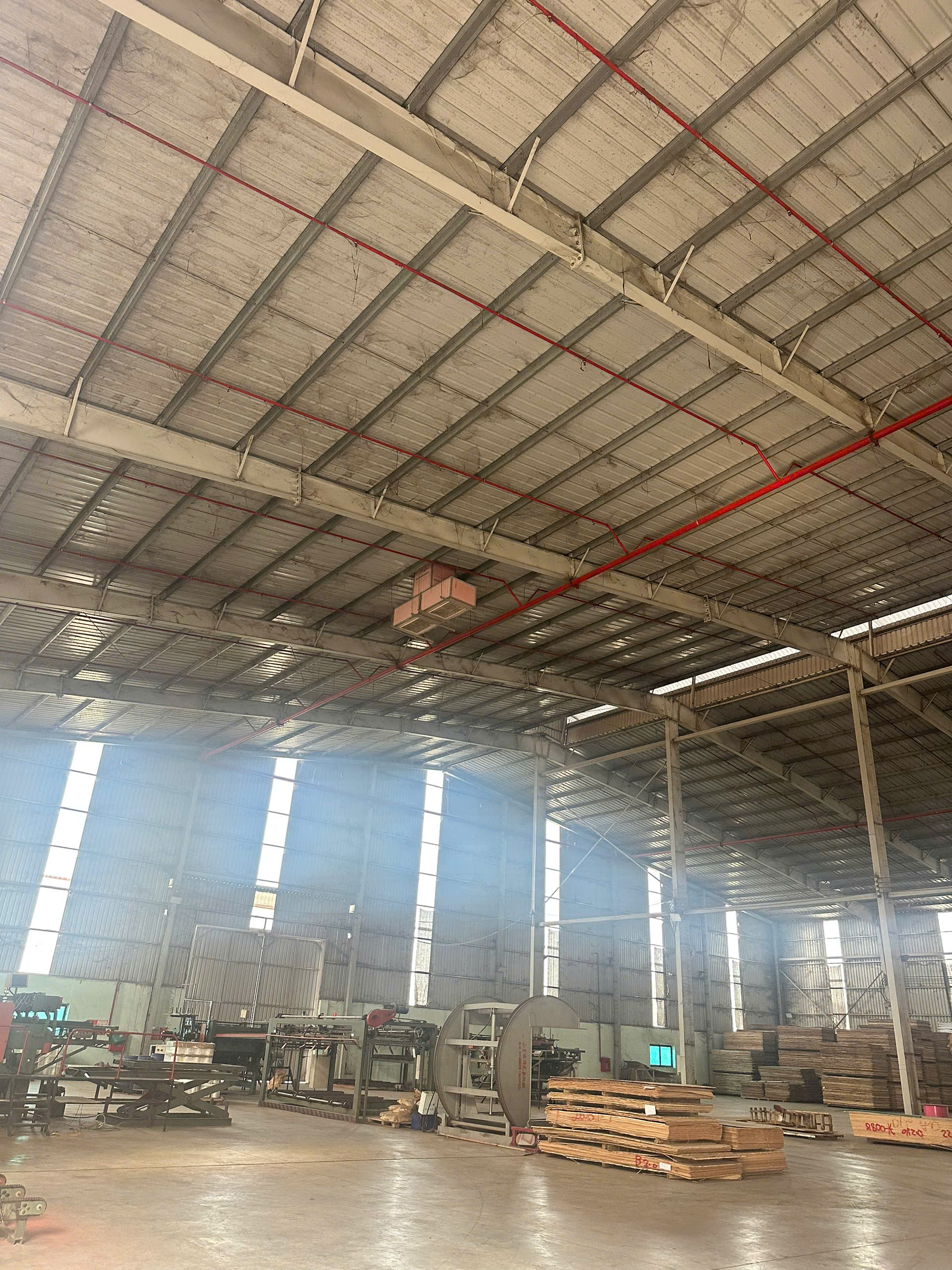 CHO THUÊ 2.500m2 KHO, XƯỞNG Tại VĂN LÂM. TỈNH HƯNG YÊN
