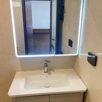 Cho thuê Nhà căn góc, mới, thang máy, 117m2_ 4T; vỉa hè, Đội Cấn-43 Tr