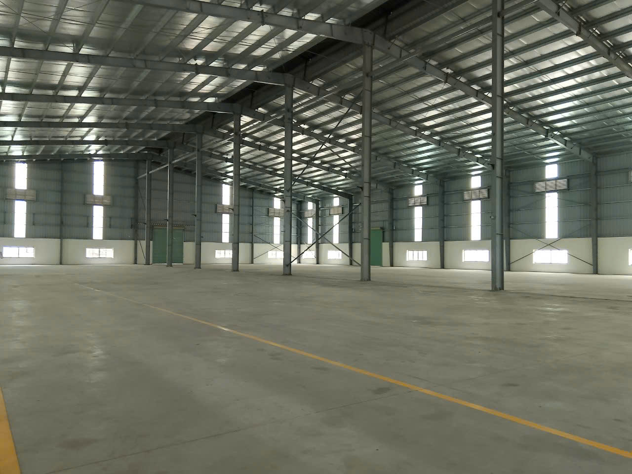 KHO, XƯỞNG 3.600m2 CHO THUÊ Tại ĐT379. YÊN MỸ. HƯNG YÊN