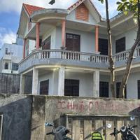 - Tòa căn hộ 4,5 tầng lô góc, tầng 1 đang cho thuê kinh doanh, mặt tiền đường Châu thị Vĩnh Tế và