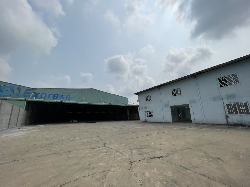 cho thuê kho xưởng 5000m2 đường phú thuận quận 7