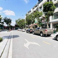 Liền kề lô góc Bình Minh Garden, cách cầu Đông trù 100m, vỉa hè đá bóng, vừa ở vừa kinh doanh