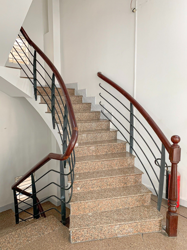 TẦNG CHO THUÊ 60M2 Q1 ĐIỆN BIÊN PHỦ