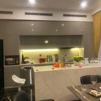 28.10.25 Cho thuê tòa nhà cân hộ khách sạn mới tinh ở Tây Hồ, view hồ Tây, vừa ở vừa kinh doanh