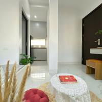 Cho thuê CCMN cực đẹp thoáng sáng full đồ 242 đường Láng, Ngã Tư Sở