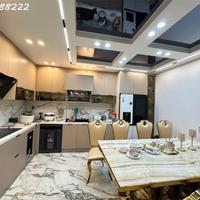 Nhà mặt đường lô góc Chùa Hàng - Ngang 4.65m - Lô góc cực đẹp