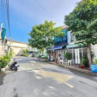 BÁN GẤP LÔ GÓC 2 MẶT TIỀN – TRUNG TÂM THỊ TRẤN BẾN LỨC, LONG AN