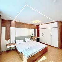 Bán nhà Hoàng Văn Thái - Ô tô vào nhà - 15,9 tỷ 45m2 5 tầng - sổ đỏ nở hậu