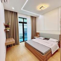 Bán nhà Hoàng Văn Thái - Ô tô vào nhà - 15,9 tỷ 45m2 5 tầng - sổ đỏ nở hậu