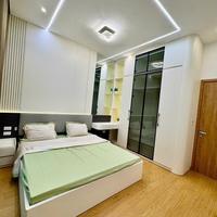 Bán nhà Hoàng Văn Thái - Ô tô vào nhà - 15,9 tỷ 45m2 5 tầng - sổ đỏ nở hậu