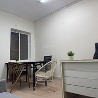 Văn Phòng 16m² số 4 Nguyễn Huy Tự, đầy đủ bàn ghế, giường nghỉ, phù hợp văn phòng nhỏ, livestream