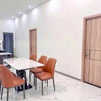 CHÍNH CHỦ NGỘP NGÂN HÀNG BÁN NHÀ CẤP 4 VỪA HOÀN THIỆN NGAY TRUNG TÂM