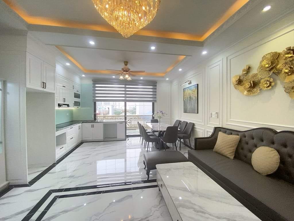 Bán nhà 50m2 Di Trạch, Hoài Đức. Đơn lập 6 tầng, Gara Ôtô riêng. Thang máy nội thất đầy đủ