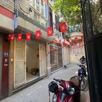 Nhà Lạc Long Quân 31m, 5 tầng, full đồ, oto qua nhà!