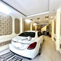 Siêu Phẩm Cát Linh 60m2 6 Tầng lô góc, kinh doanh,ô tô vào nhà giá 18 tỷ
