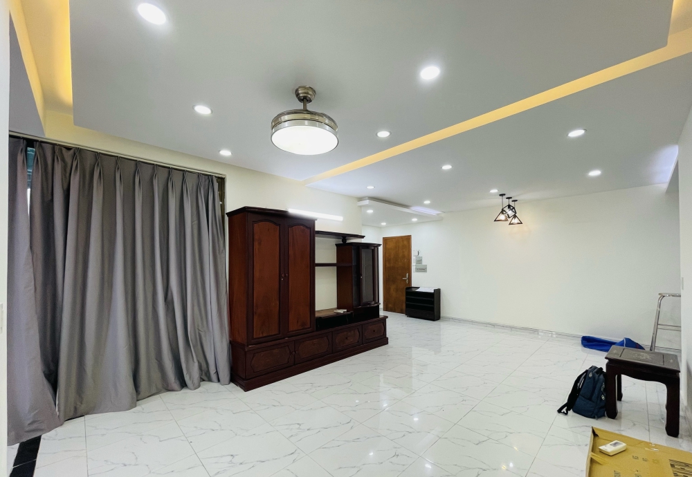 Cho thuê căn hộ Penhouse, dự án The Art Gia Hòa 96m2 2PN + Sân vườn, có nội thất cơ bản, giá chỉ 12tr/tháng, Lh: 0388668882 gặp Tâm ( zalo )