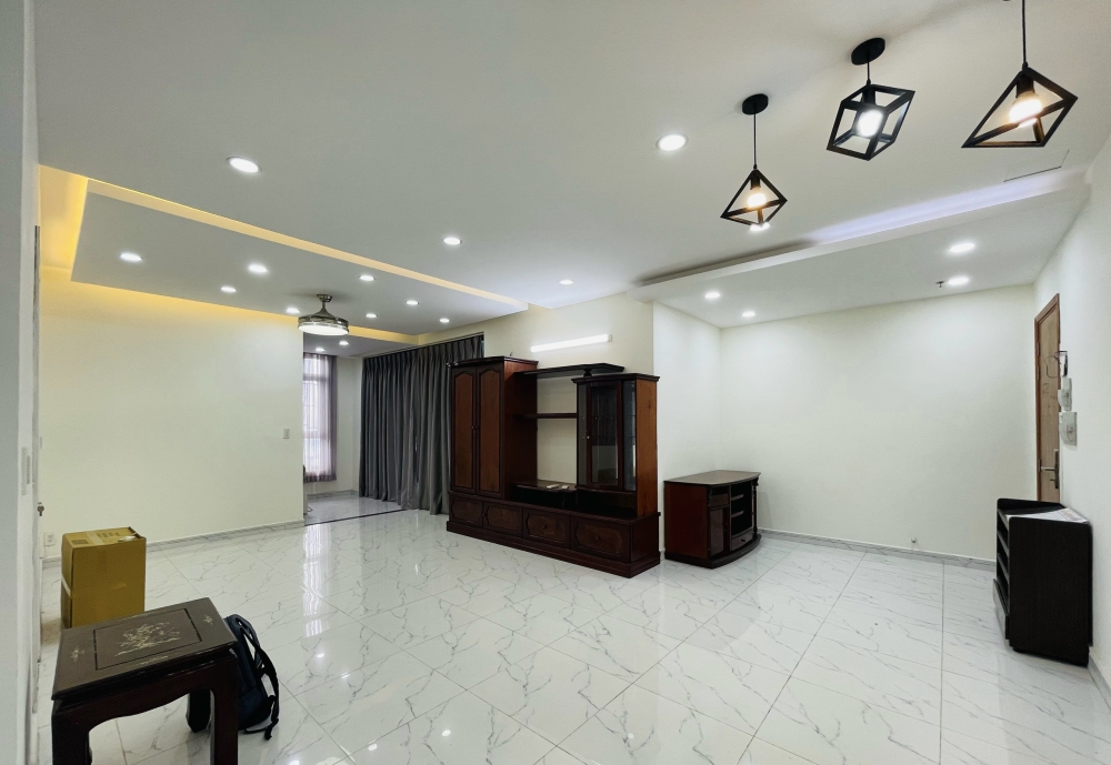 Cho thuê căn hộ Penhouse, dự án The Art Gia Hòa 96m2 2PN + Sân vườn, có nội thất cơ bản, giá chỉ 12tr/tháng, Lh: 0388668882 gặp Tâm ( zalo )