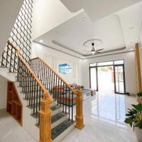 Giá bán đã điều chỉnh mạnh, giảm thêm 200 triệu để chốt nhanh ở mức 950 triệu – mức giá hiếm gặp