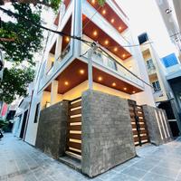 Bán villa 4 tầng lô góc 3 mặt ngõ, full nội thất, ô tô đỗ cửa tại Hải Phòng