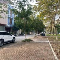Bán Đất  Nhìn vườn Hoa Khả Lễ mặt tiền 6.4m, gần trục Tây Nam T Bắc Ninh