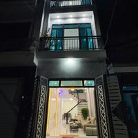 Bán nhà 3 tầng Bình Lộc –3PN, ô tô đỗ cửa, sát chợ giá 2.x tỷ