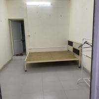 Cho thuê nhà nội thành Hà Nội , vị trí gần Lăng Bác , an ninh tốt .