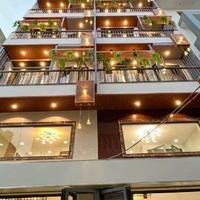 Nhà 5 tầng cực đẹp- tặng Full nội thất cao cấp
- Cống LởTân Bình- 4mx11m -Giá 6 tỷ