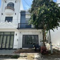 93. Nhà 7,5 triệu 3 phòng ngủ gần bến xe Hồng Loan