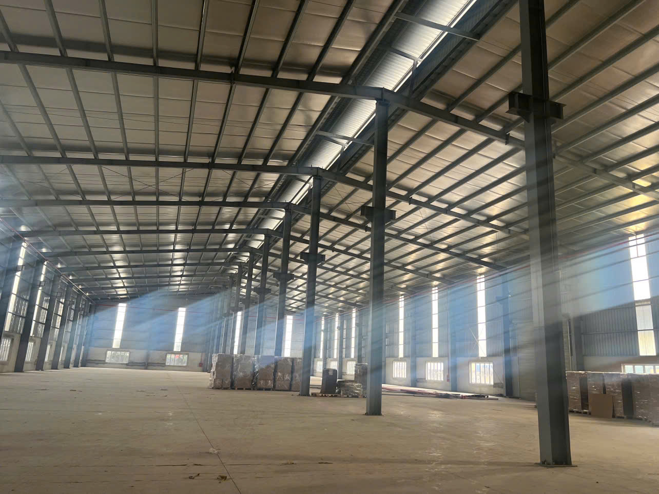 CHO THUÊ NHÀ XƯỞNG TIÊU CHUẨN TẠI HƯNG YÊN. SẴN SÀNG CHO DN FDI