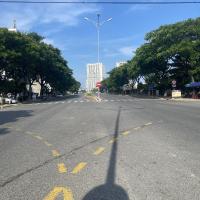 CHỈ 4.X (đ) - GẦN LÀNG ĐẠI HỌC - SÁT VÕ CHÍ CÔNG - DT 90m - Đ.5m5.