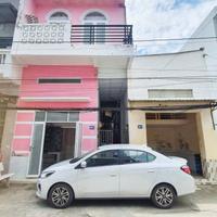 118. Nhà mặt tiền hẻm 3,5 triệu Nguyễn Văn Linh