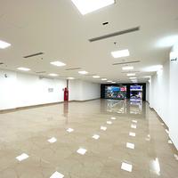 Cho Thuê Tòa Văn Phòng 9 Tầng MP Hàng Chuối. DT 230m2.MT 11m.Vị Trí Lô Góc. Giá 500tr/th