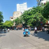 nhà đẹp Ngọc Lâm, 75m x 6tầng, vỉa hè, ôtô tránh, gần trường học + chung cư cao cấp, kinh doanh