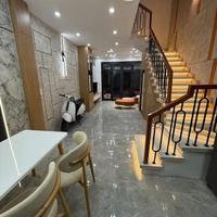 BÁN NHÀ MỚI Phố Ngọc Thụy-Long Biên 48m2 X 7.6 Tỷ.2 THOÁNG FULL  NỘI THẤT.