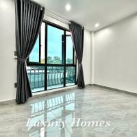 SIÊU SIÊU PHẨM 4 tầng tại  HỒ SEN thông Chợ hàng, Lê Chân. Xây Mới Tinh Phong cách Tân Cổ điển,