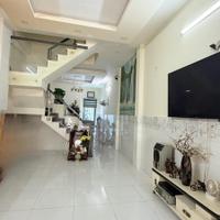 NHÀ MẶT TIỀN KINH DOANH ĐƯỜNG SONG HÀNH
ĐÔNG HƯNG THUẬN - QUẬN 12 - GẤP BÁN CHỈ 9.4 TỶ.