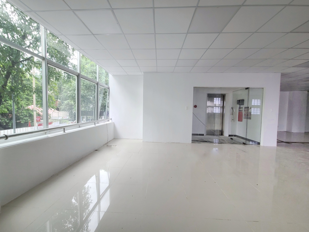 Siêu phẩm mới nhất trong tháng 9 này! VP view kính sàn 160m2 Điện Biên Phủ - Quận 3